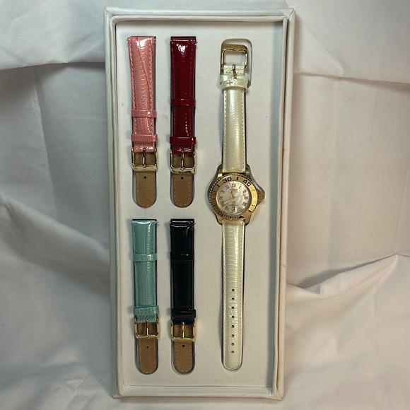 Invicta Lupah Women's Watch with Mother of Pearl Dial & Interchangeable Straps - Picture 2 of 9